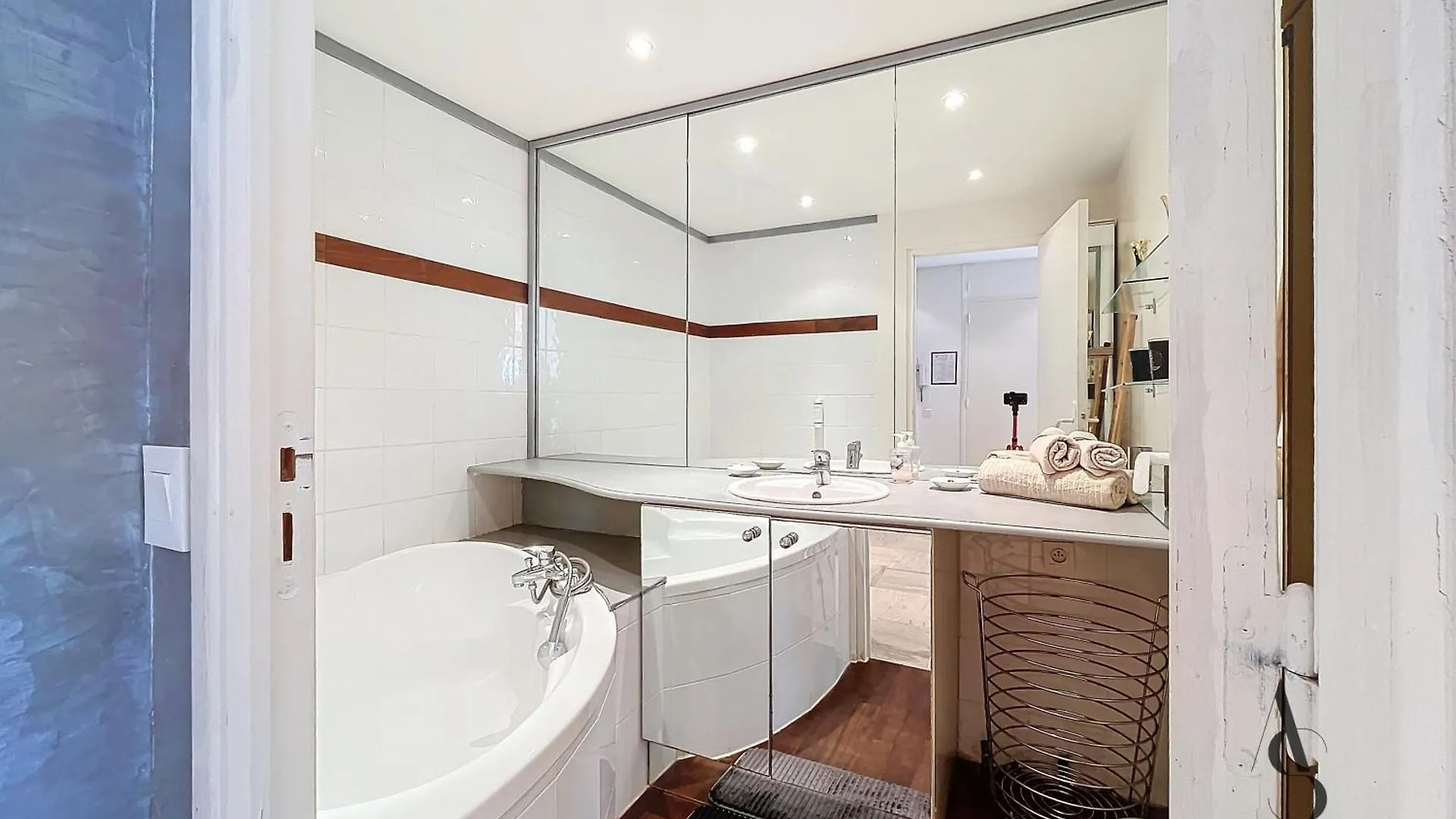 Apartamento Alexandra - 4 Pers 61M2 - Climatise - Apercu Mer Cannes